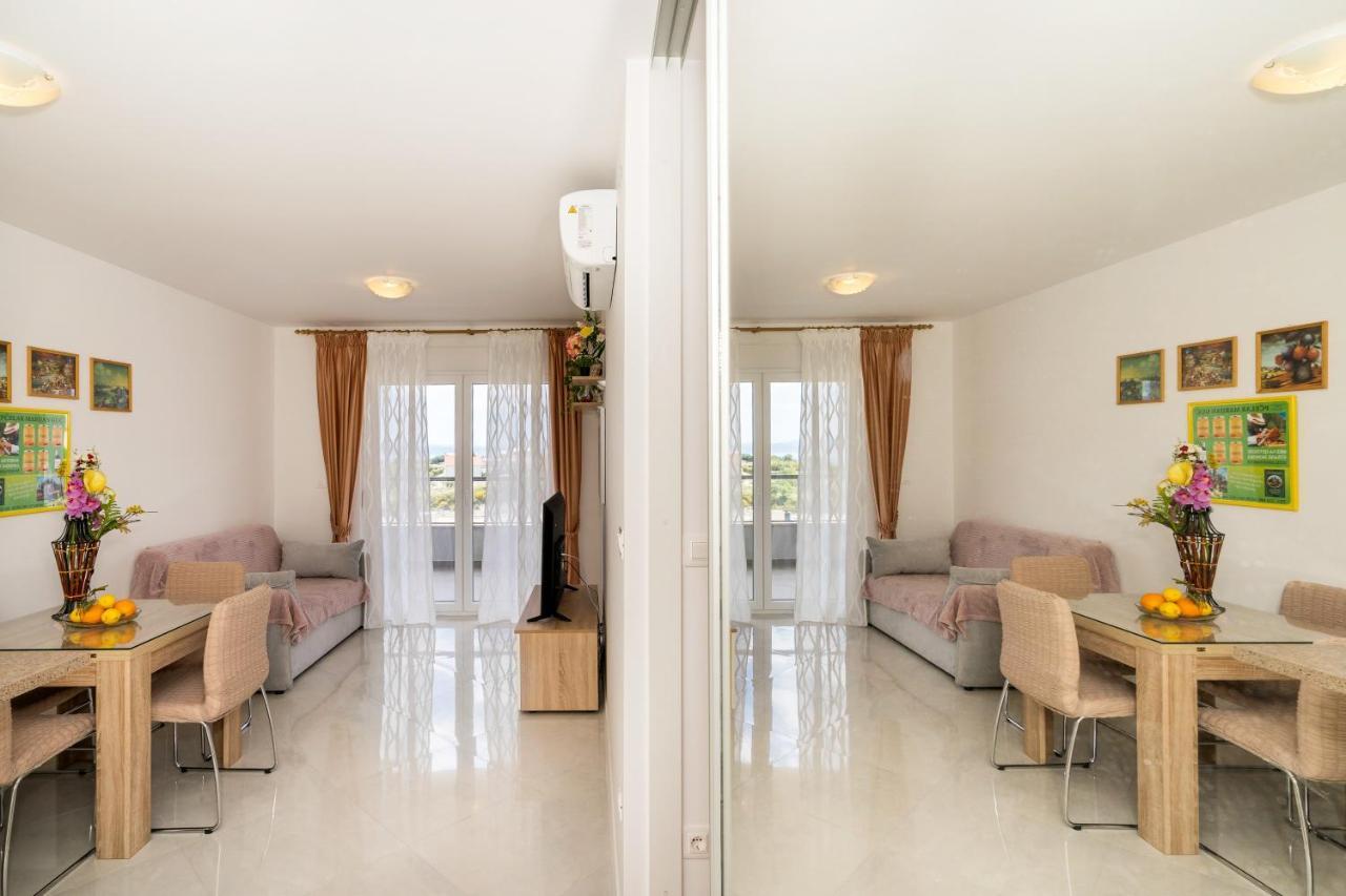Modern Apartments Sirobuja Split Exterior foto